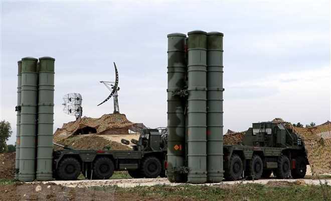 Ấn Độ mua 5 hệ thống tên lửa phòng không S-400 của Nga