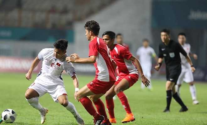 ASIAD 2018: Olympic Việt Nam làm nức lòng các ''cổ động viên đặc biệt"
