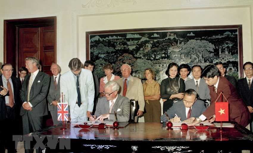 Hình ảnh tiêu biểu về quan hệ ngoại giao Việt Nam-Vương quốc Anh