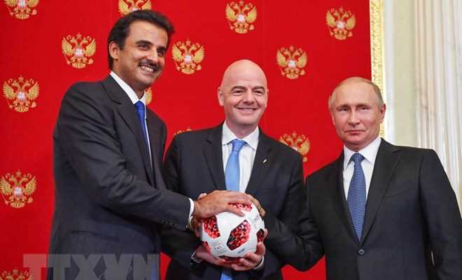 Nga long trọng trao quyền đăng cai World Cup 2022 cho Qatar
