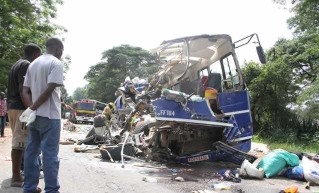 Tai nạn xe buýt kinh hoàng tại Zimbabwe, gần 50 người thiệt mạng