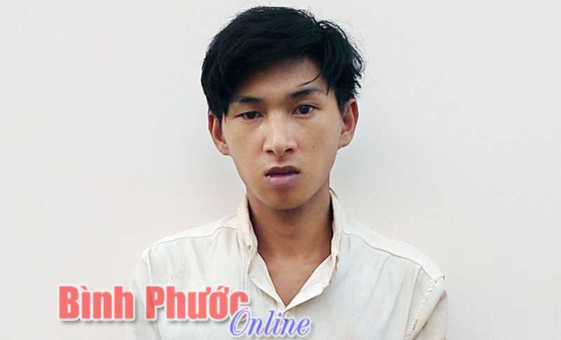 Bắt n&oacute;ng t&ecirc;n cướp xe &ocirc;m