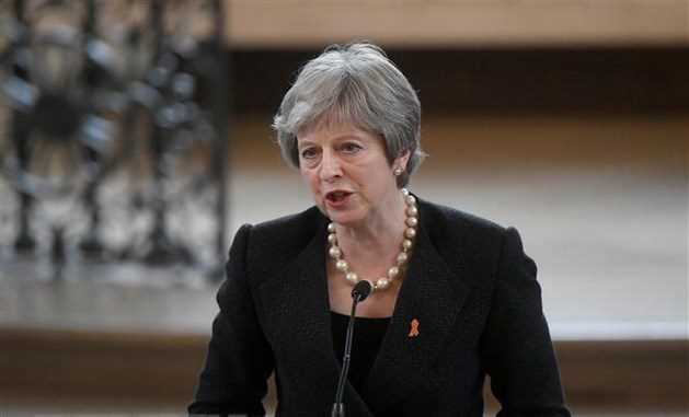 Thủ tướng Anh bảo vệ kế hoạch Brexit bất chấp sức ép nội bộ