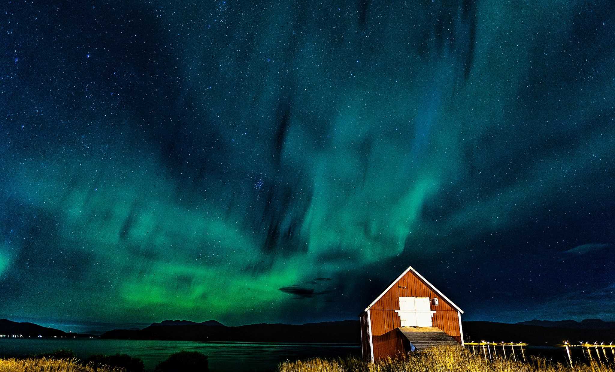 Đến Na Uy mùa thu, ngắm cực quang đẹp tựa miền cổ tích