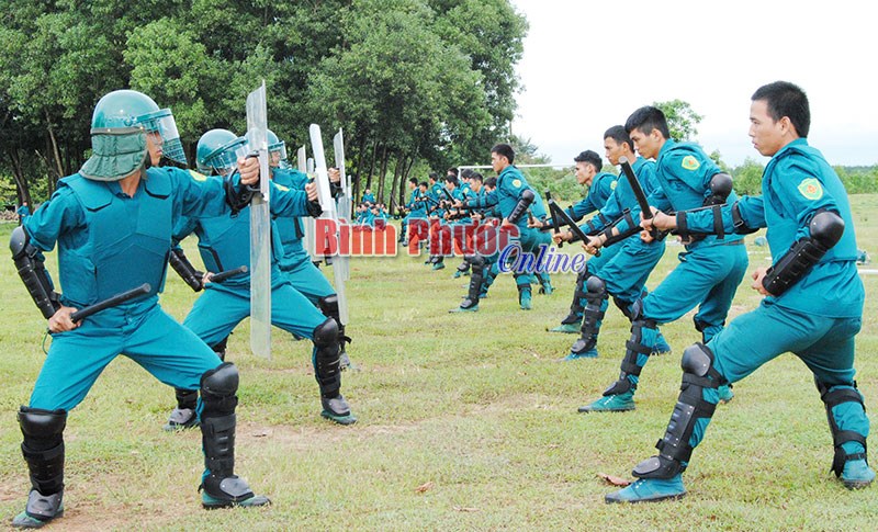 Ph&aacute;t huy vai tr&ograve; lực lượng qu&acirc;n nh&acirc;n dự bị trong c&aacute;c KCN