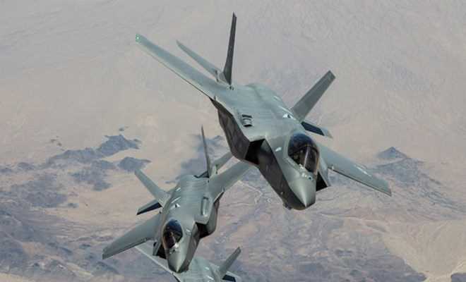 Nhật Bản có kế hoạch mua thêm 100 máy bay tiêm kích F-35 từ Mỹ