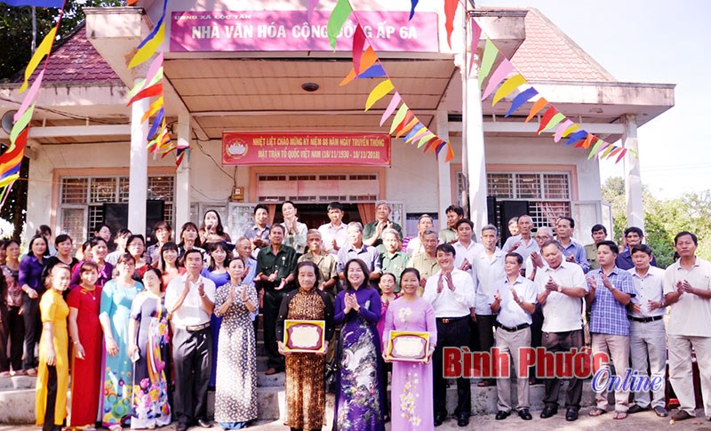 Khu d&acirc;n cư văn h&oacute;a ti&ecirc;u biểu x&atilde; Lộc Tấn