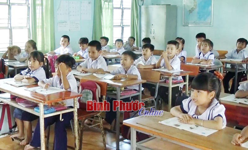 Lộc Ninh: Học sinh hứng thú với chương trình Tiếng Việt 1 - Công nghệ giáo dục