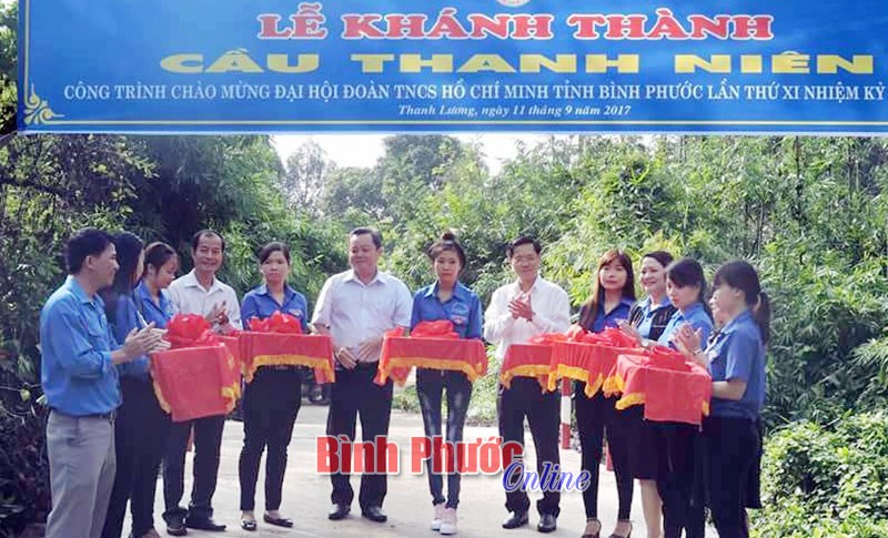 Tuổi trẻ Bình Long xung kích tình nguyện vì cộng đồng