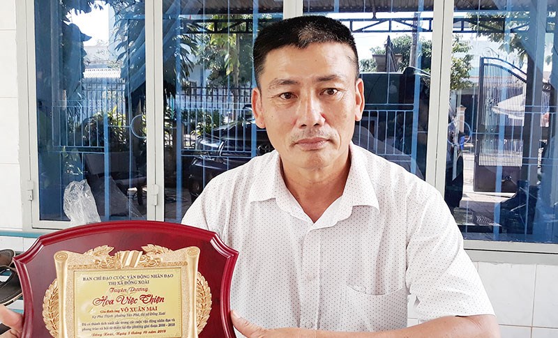 “Hoa việc thiện”