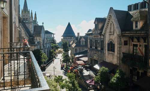 Hai resort của Đà Nẵng được vinh danh tại World Luxury Hotel Awards