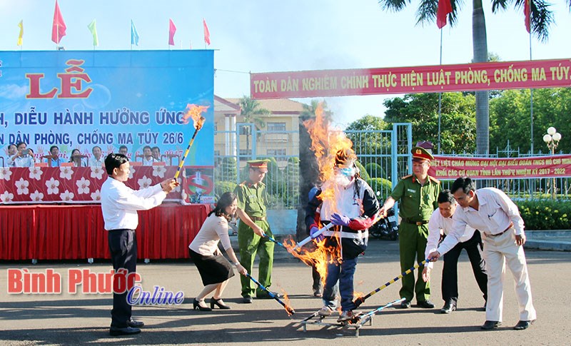 Gian nan cuộc chiến với tội phạm ma t&uacute;y - B&agrave;i 1