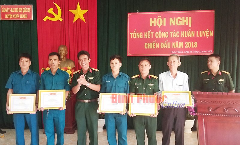 Chơn Th&agrave;nh thực hiện tốt nhiệm vụ huấn luyện chiến đấu