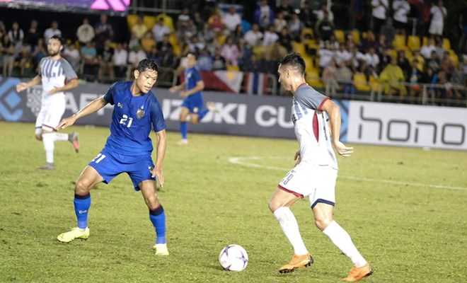 AFF Suzuki Cup: Thái Lan chia điểm, Singapore thắng hủy diệt