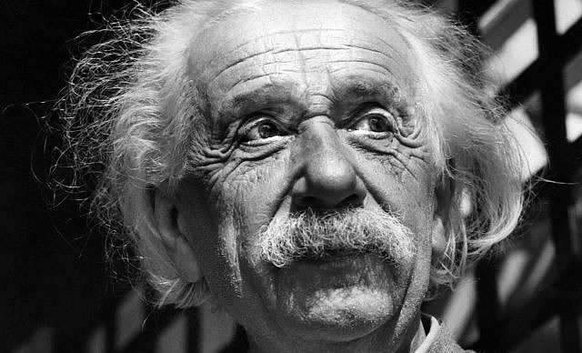 Bức thư Einstein nghi ngờ sự tồn tại của Chúa ''gây bão'' sàn đấu giá