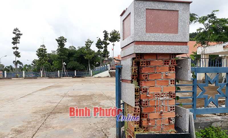 Hình ảnh không đẹp ở khu văn hóa