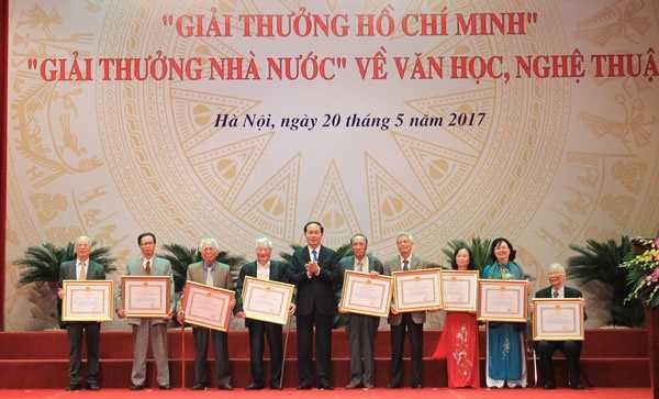 Điều kiện x&eacute;t tặng &ldquo;Giải thưởng Nh&agrave; nước&rdquo; về văn học, nghệ thuật