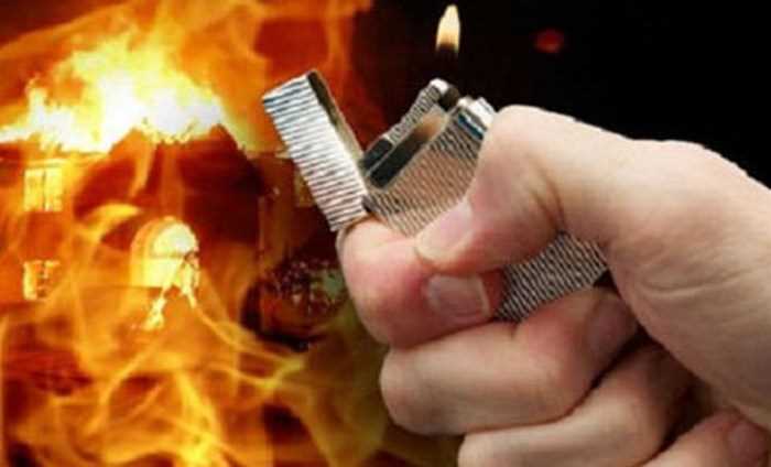 Bắt khẩn cấp kẻ đốt nhà người khác