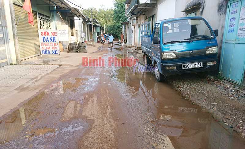 Đường bẩn do ý thức của người dân