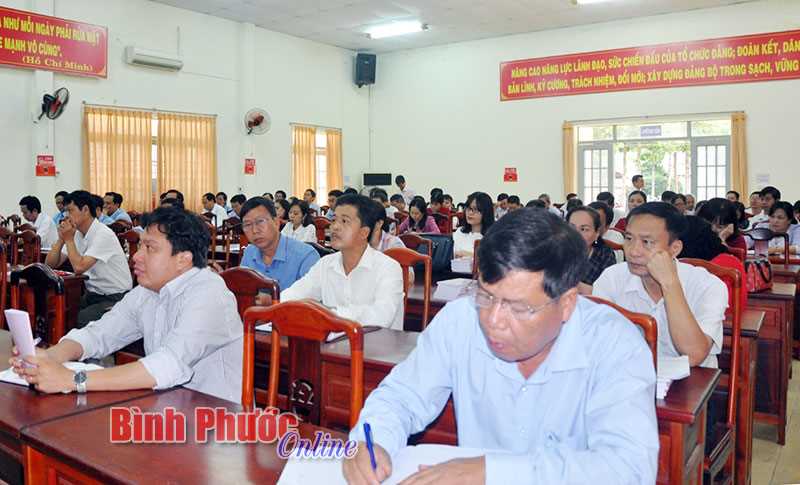 Đảng ủy Khối c&aacute;c cơ quan tỉnh qu&aacute;n triệt Nghị quyết Trung ương 8