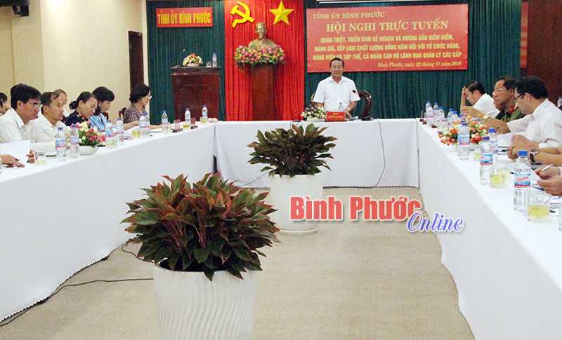 Hướng dẫn đ&aacute;nh gi&aacute;, xếp loại tổ chức, đảng vi&ecirc;n v&agrave; tập thể, c&aacute; nh&acirc;n c&aacute;n bộ l&atilde;nh đạo, quản l&yacute;