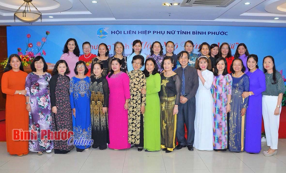 Nơi hội tụ những bông hồng tài năng và giàu lòng nhân ái