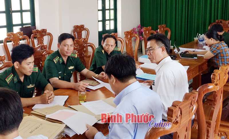 Bộ đội bi&ecirc;n ph&ograve;ng B&igrave;nh Phước ban h&agrave;nh 876 quyết định xử phạt vi phạm h&agrave;nh ch&iacute;nh