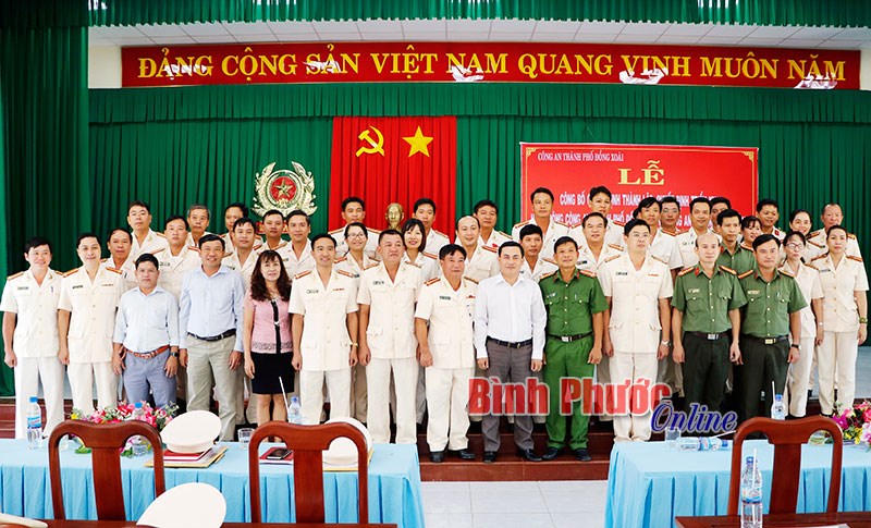 C&ocirc;ng bố quyết định th&agrave;nh lập C&ocirc;ng an th&agrave;nh phố Đồng Xo&agrave;i