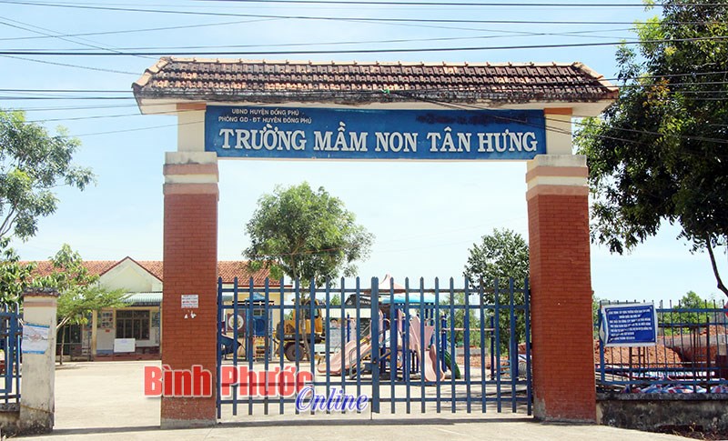 Tân Hưng nỗ lực cán đích NTM trong năm 2019