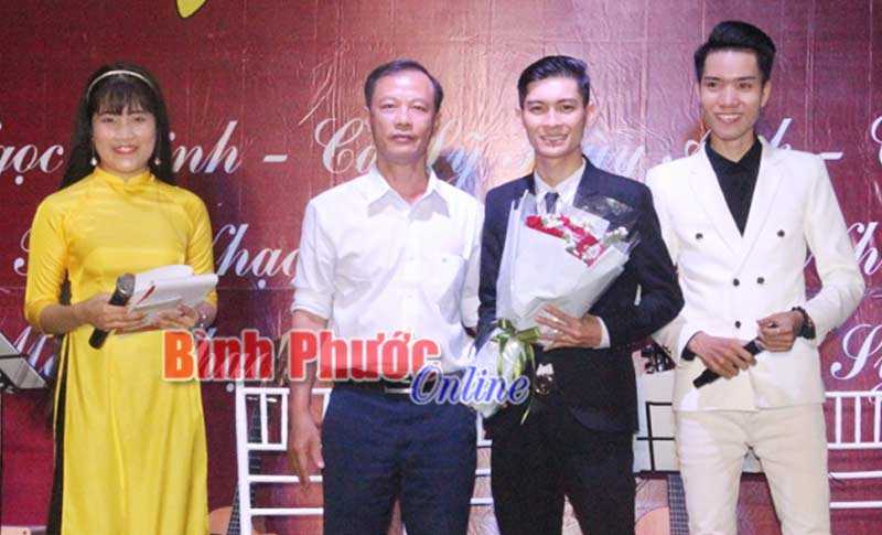 Ra mắt t&aacute;c phẩm mới của L&ecirc; Quốc Vương