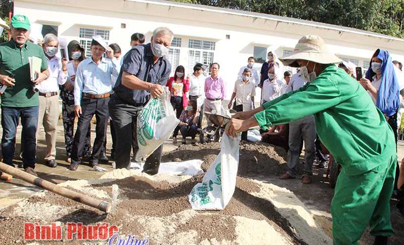 Nâng cao nhận thức sử dụng phân bón hữu cơ trong nông nghiệp