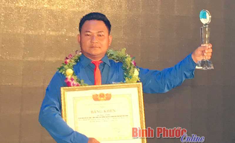 L&acirc;m &Aacute; Rịa - c&aacute;n bộ đo&agrave;n năng nổ