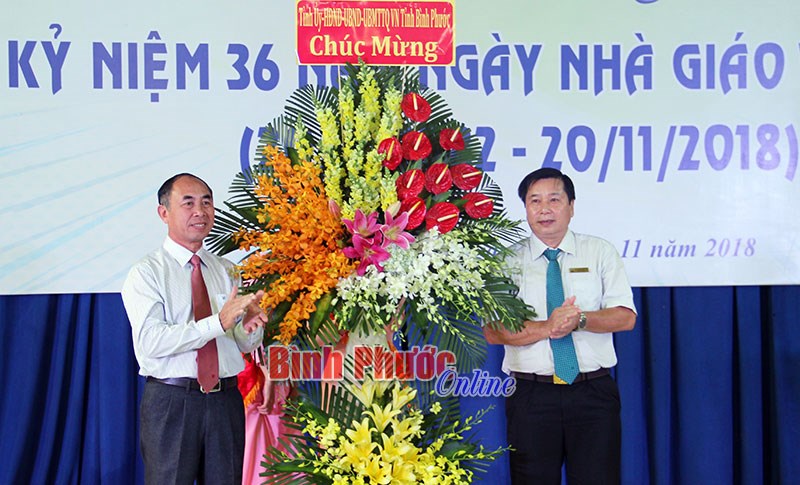 Trường cao đẳng Sư phạm Bình Phước kỷ niệm Ngày nhà giáo Việt Nam