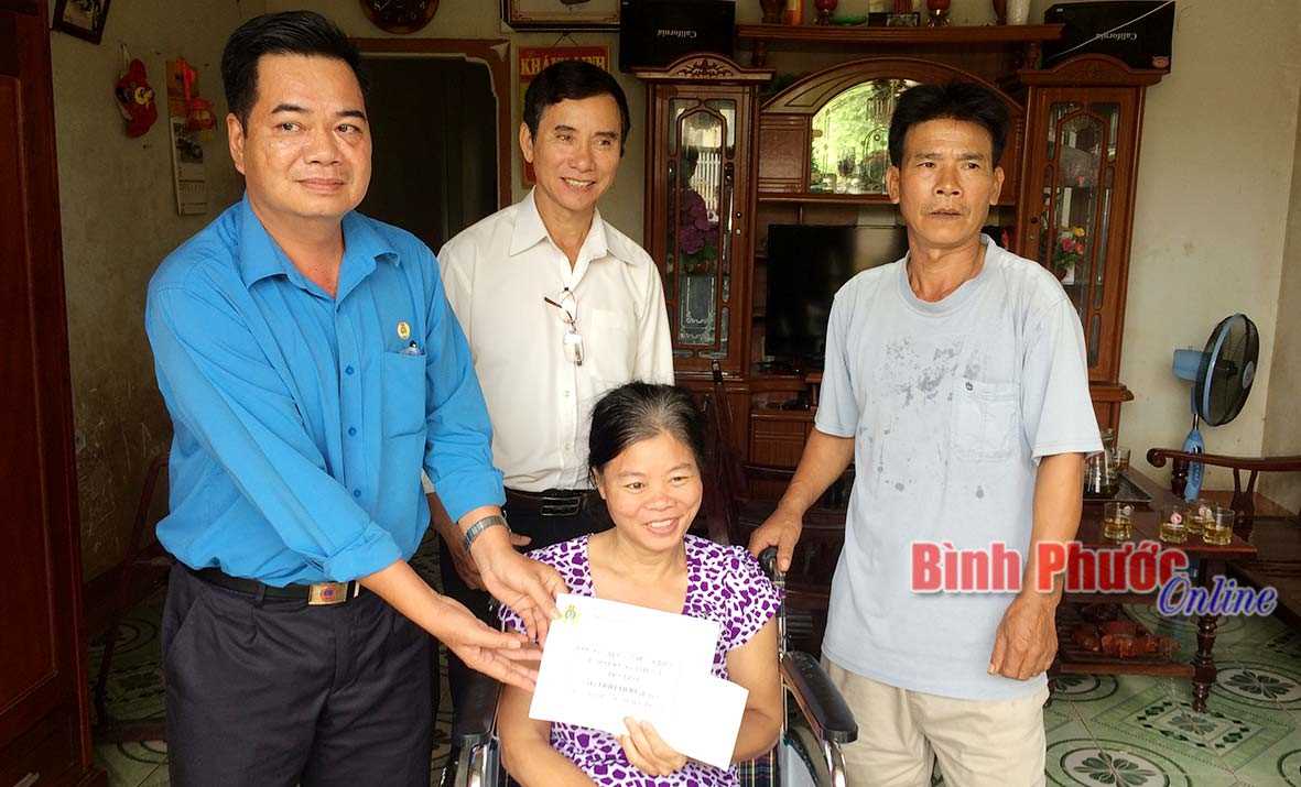 Hỗ trợ đoàn viên công đoàn khó khăn