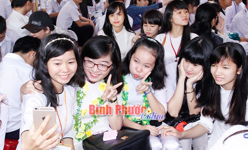 Giúp học sinh sử dụng mạng xã hội hiệu quả