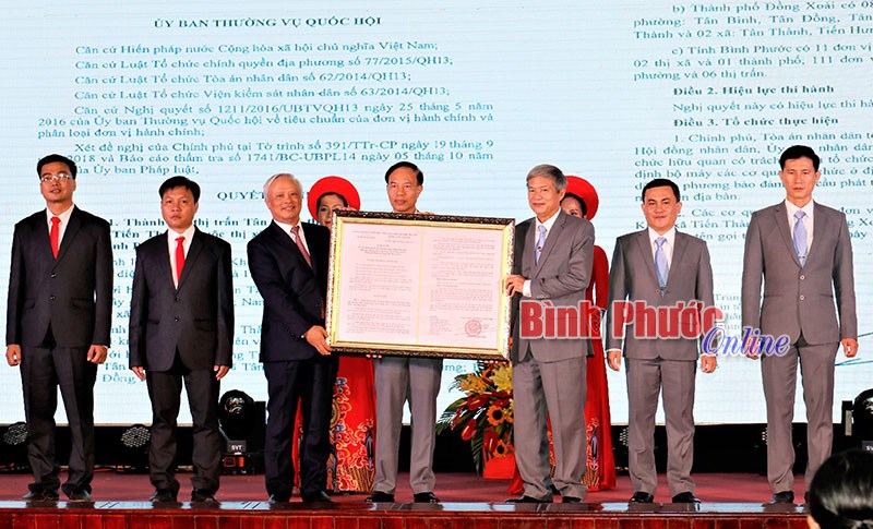 [Video] Đồng Xoài chính thức trở thành thành phố