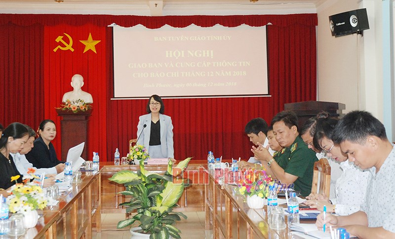 Hội nghị giao ban v&agrave; cung cấp th&ocirc;ng tin cho b&aacute;o ch&iacute; th&aacute;ng 12