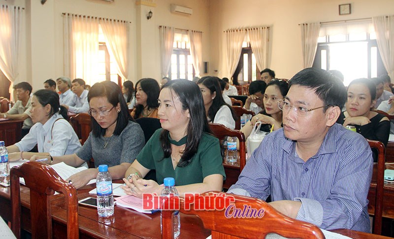 Phổ biến ph&aacute;p luật lĩnh vực b&aacute;o ch&iacute;, xuất bản, in, ph&aacute;t h&agrave;nh