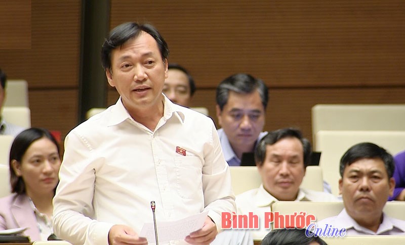 Nhiều &yacute; kiến t&acirc;m huyết, tr&aacute;ch nhiệm của Đo&agrave;n ĐBQH B&igrave;nh Phước l&agrave;m n&oacute;ng phi&ecirc;n chất vấn