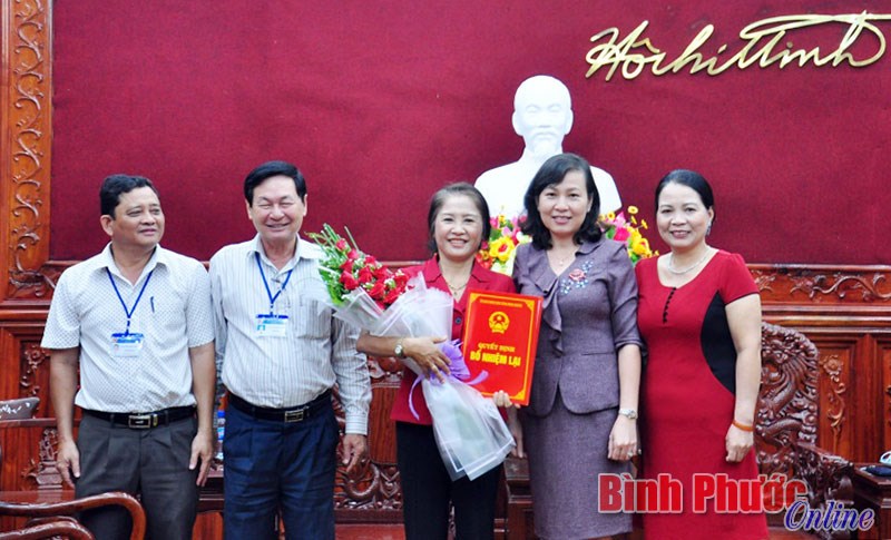 K&eacute;o d&agrave;i thời gian giữ chức Ph&oacute; gi&aacute;m đốc Sở Nội vụ đối với b&agrave; Phan Thị Phấn