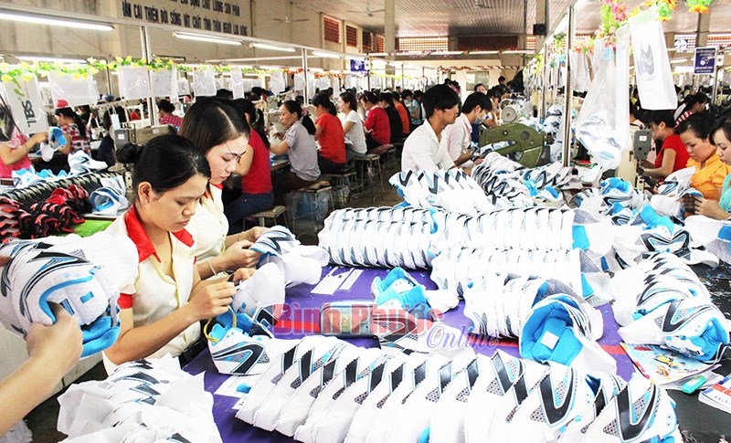 Sự khác biệt giữa “hợp đồng lao động” và “thỏa ước lao động tập thể”