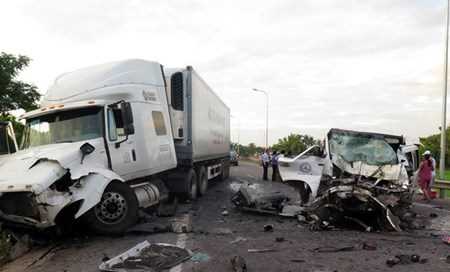 Có 52 người chết vì tai nạn giao thông 2 ngày nghỉ Tết Dương lịch