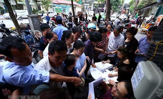 Sẽ xem xét bãi bỏ quy định chụp ảnh chủ thuê bao di động?