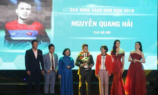 Quang Hải và đồng đội nói gì sau lễ trao giải Quả bóng vàng?