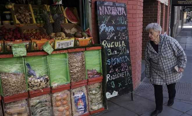 Kinh tế Argentina sẽ rơi xuống mức "đáy" vào cuối năm 2018