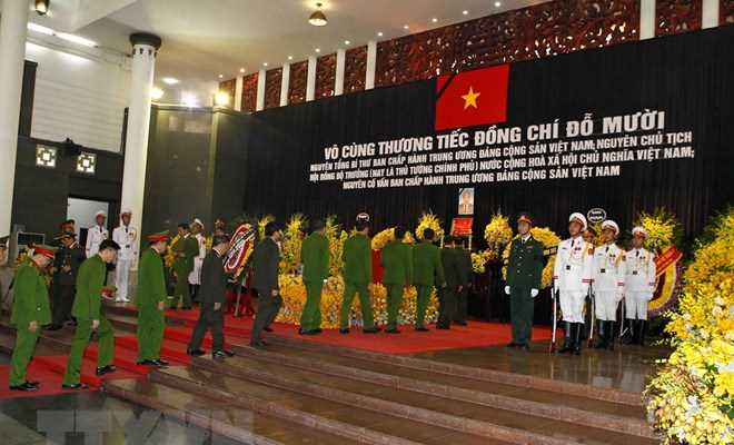 Tr&ecirc;n 1.500 đo&agrave;n trong nước, quốc tế viếng nguy&ecirc;n Tổng B&iacute; thư Đỗ Mười