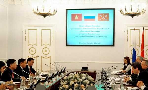 Saint-Petersburg khởi động c&aacute;c hoạt động tiến tới năm ch&eacute;o Nga-Việt