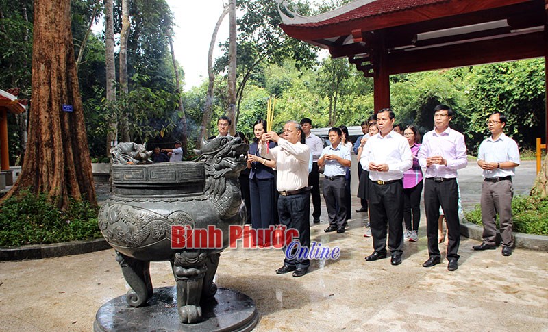 Ủy ban Kiểm tra Tỉnh ủy về nguồn tại khu căn cứ Trung ương Cục miền Nam