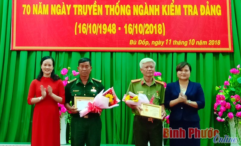 B&ugrave; Đốp kỷ niệm 70 năm Ng&agrave;y th&agrave;nh lập ng&agrave;nh kiểm tra Đảng