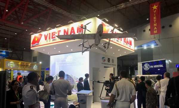 Việt Nam cho thấy sự ph&aacute;t triển đ&aacute;ng tự h&agrave;o về c&ocirc;ng nghiệp quốc ph&ograve;ng